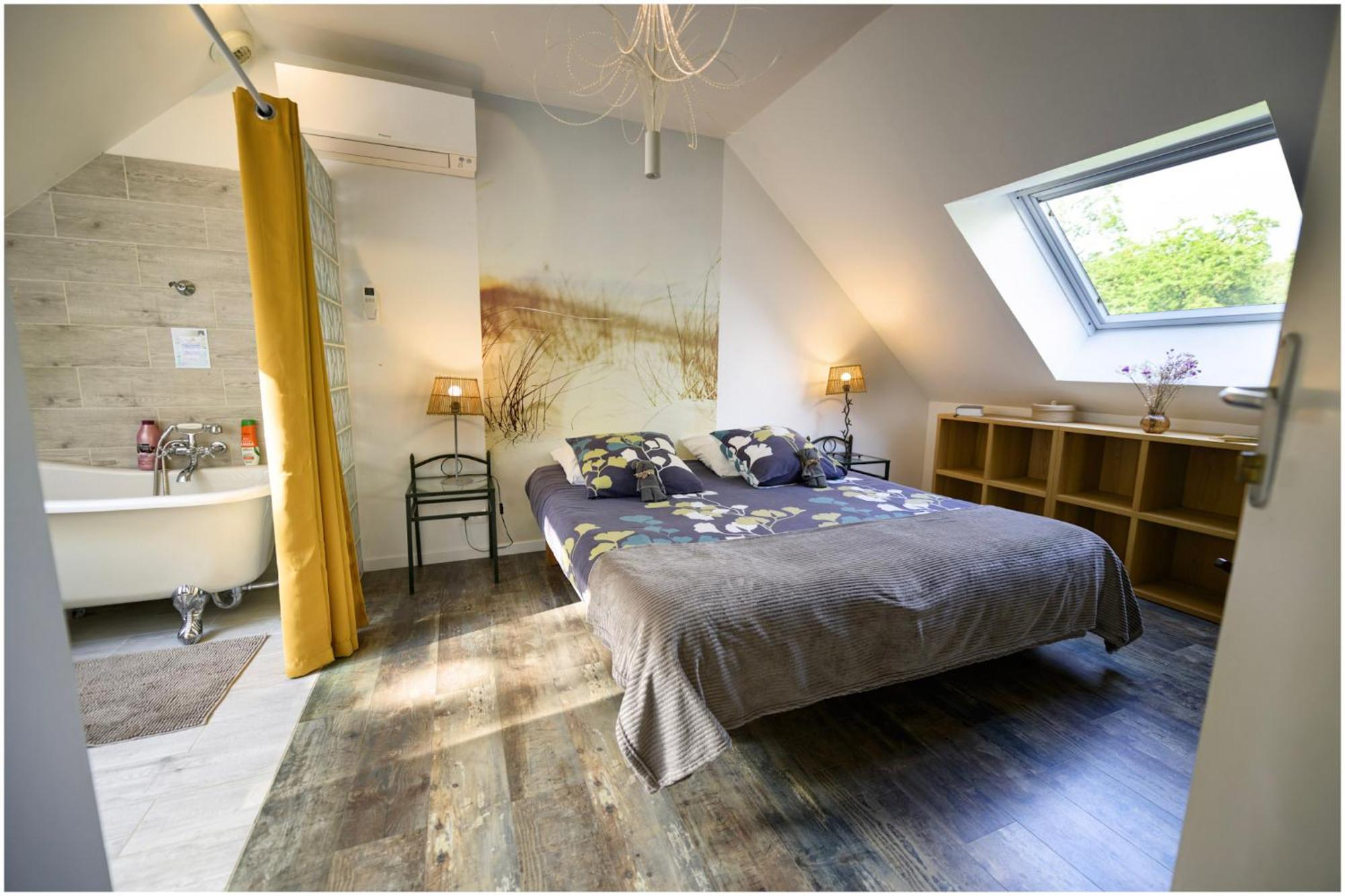 Les 2 Gites Des Chambres De Capucine Carcagny 部屋 写真